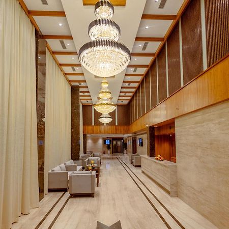 Icon Grand Hotel By Bhagini Bangalore Exterior foto