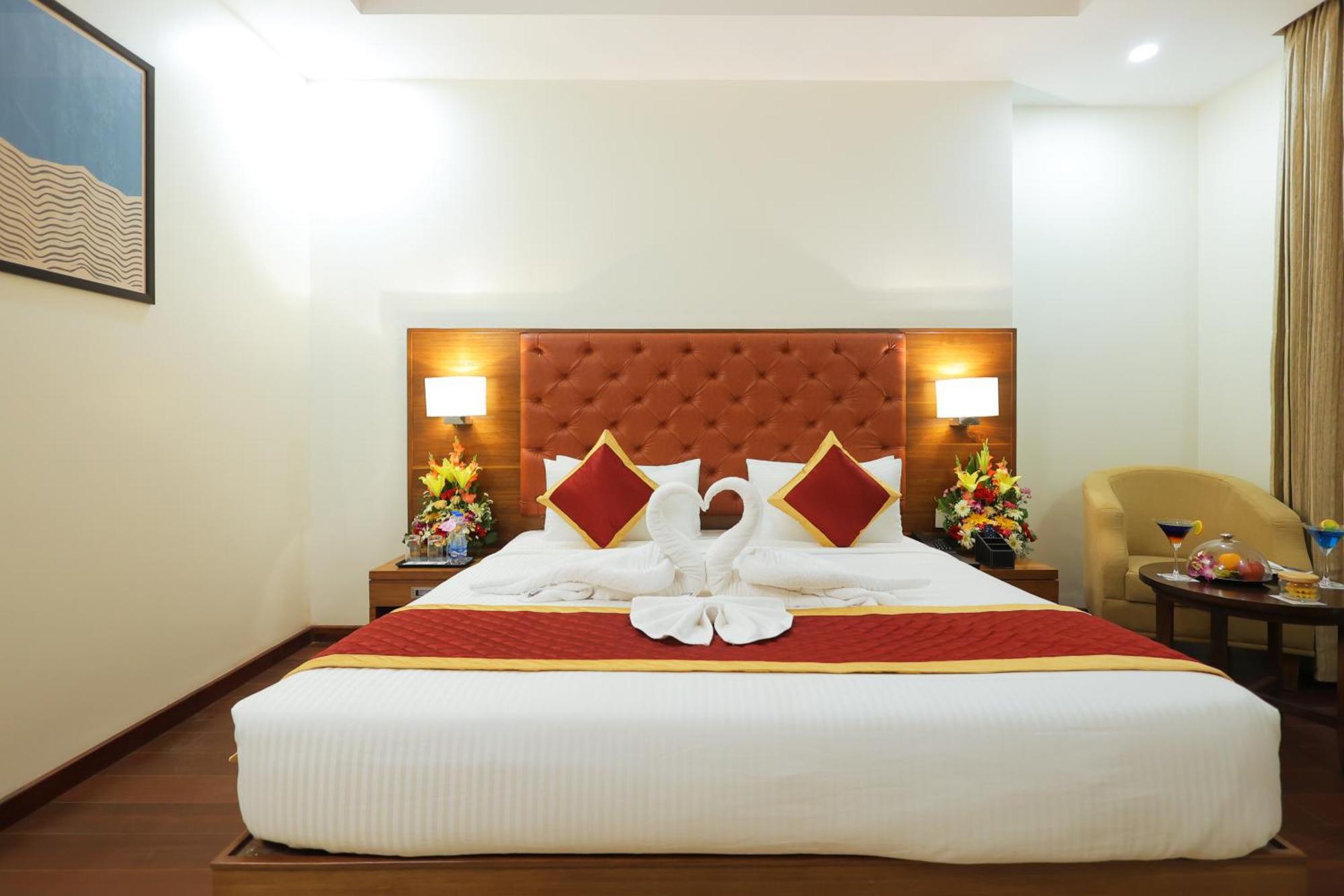 Icon Grand Hotel By Bhagini Bangalore Exterior foto
